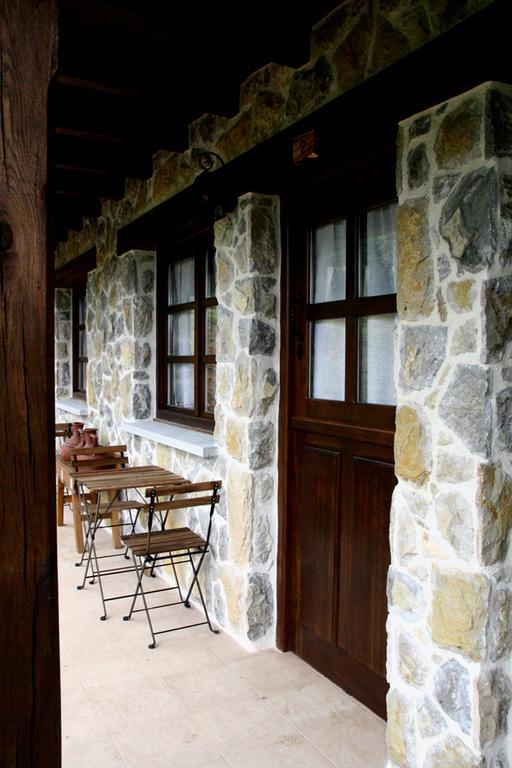 Gasthaus La Casona De Torio Exterior foto